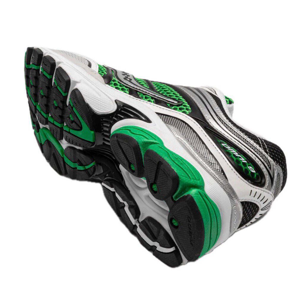 New Saucony Green Omni 9