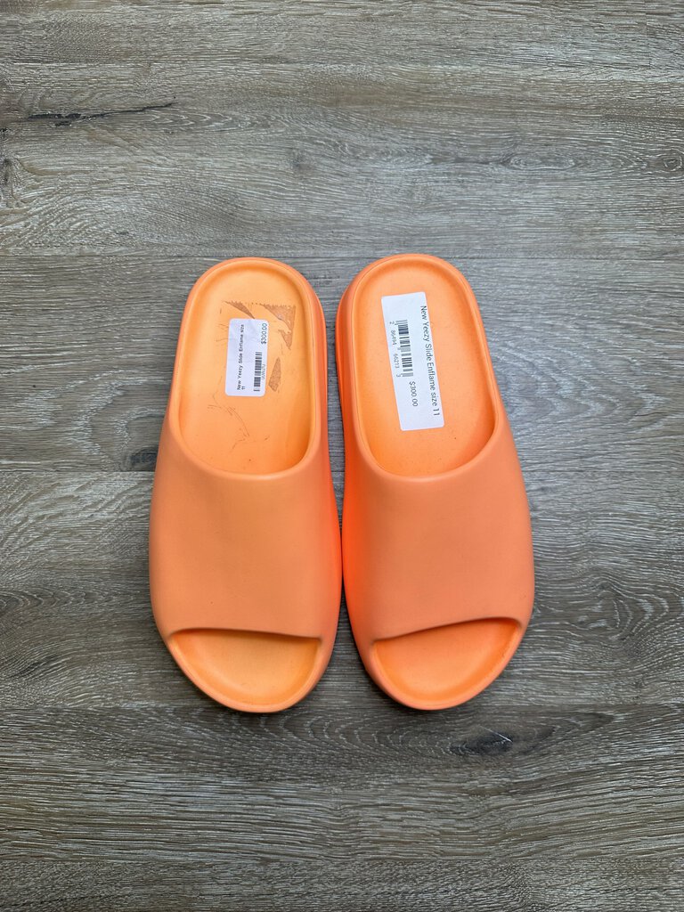 New Yeezy Slide Enflame size 11