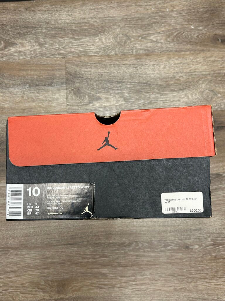 Preowned Jordan 12 Winter sz.10