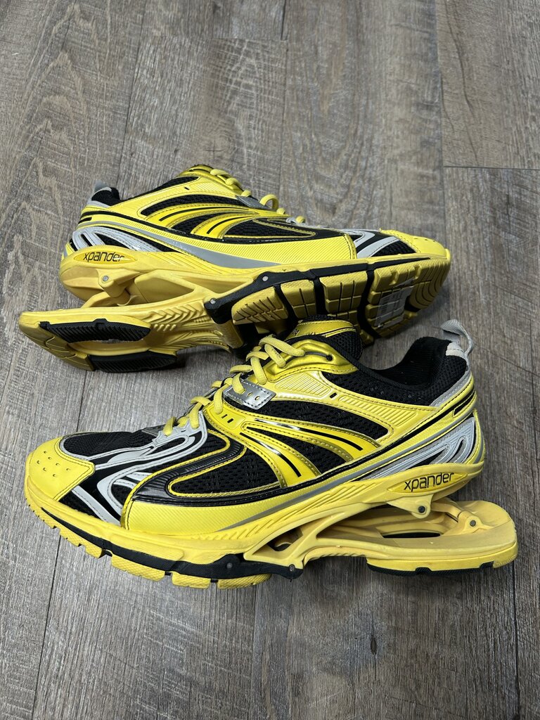 Preowned Balenciaga Xpander Yellow size 44(no box)