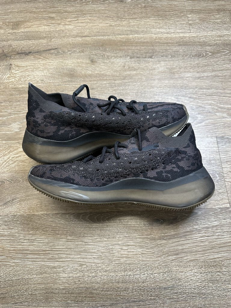 Preowned Yeezy 380 Onyx Size 11.5