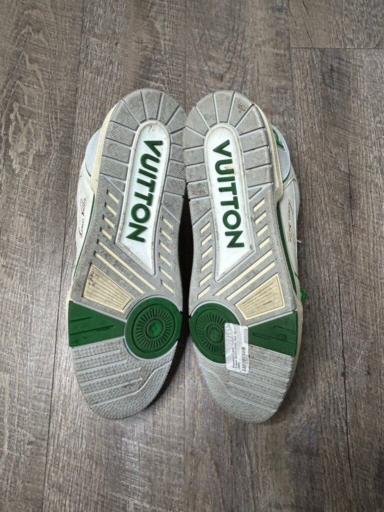 Preowned Louis Vuitton Trainer Green White Size 12LV (14M)
