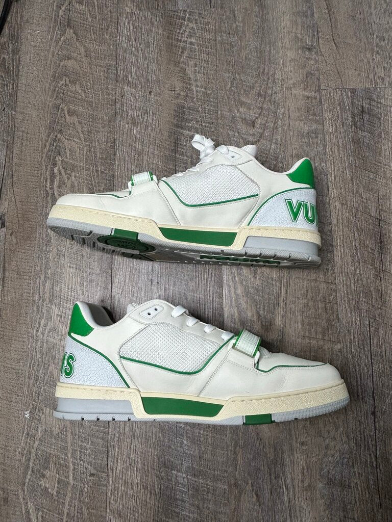 Preowned Louis Vuitton Trainer Green White Size 12LV (14M)