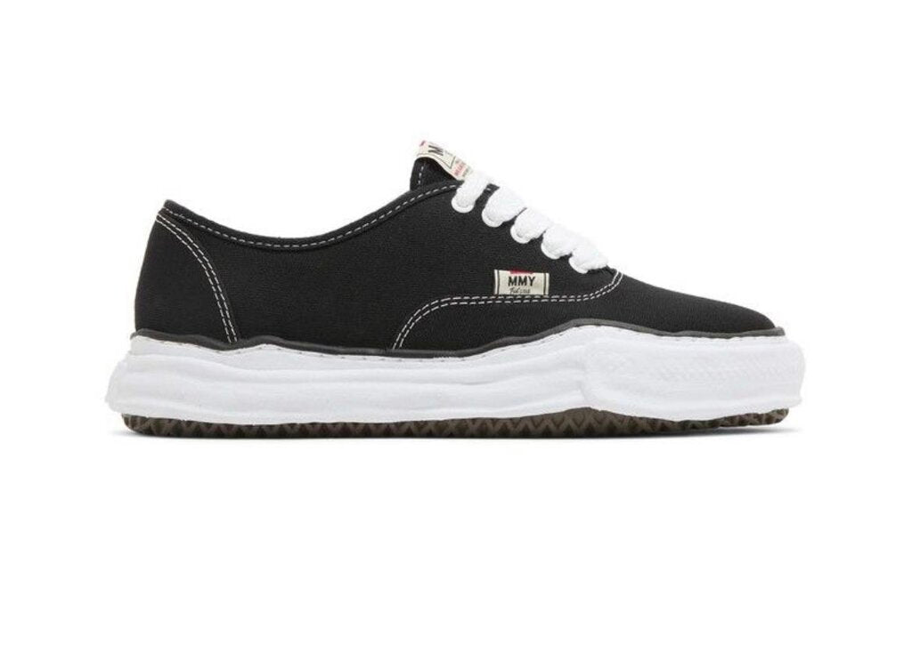 New MMY Black White Vans Size 40