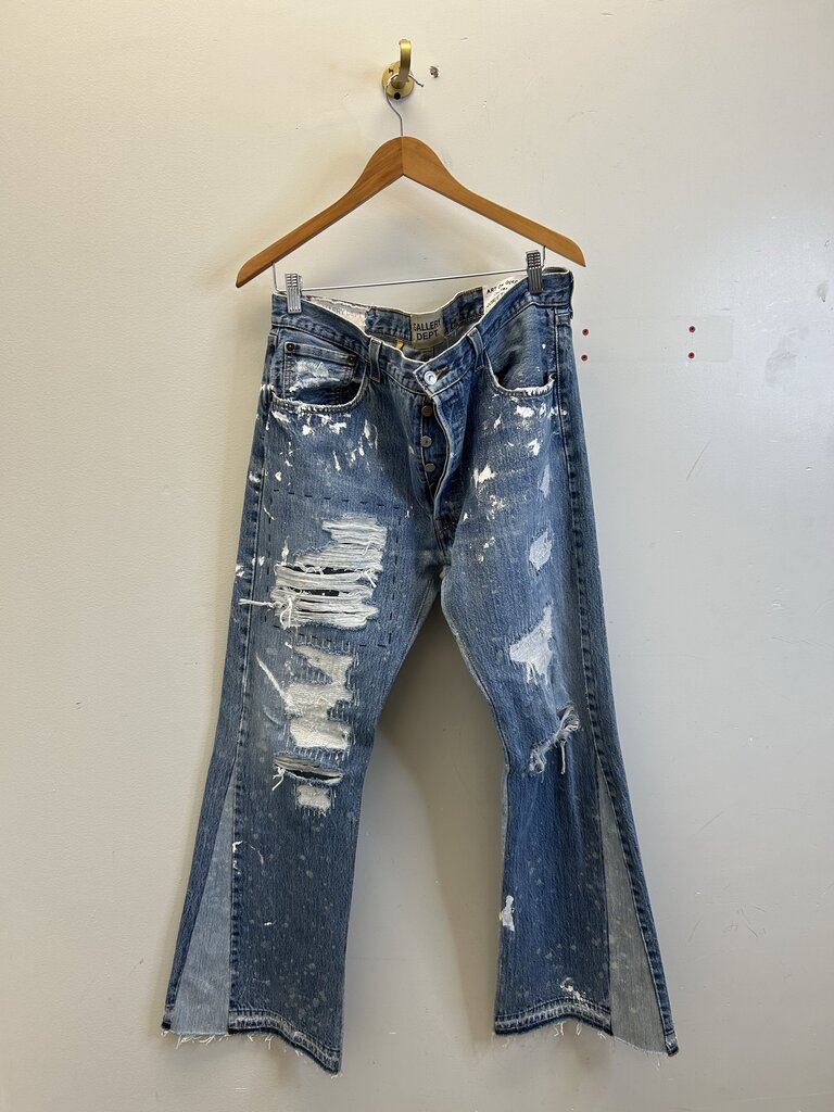 New Gallery Dept. Lightwash Distressed Falred Denim Size 36