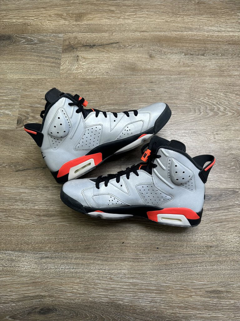 Preowned Jordan 6 Reflective Size 11 (No Box)