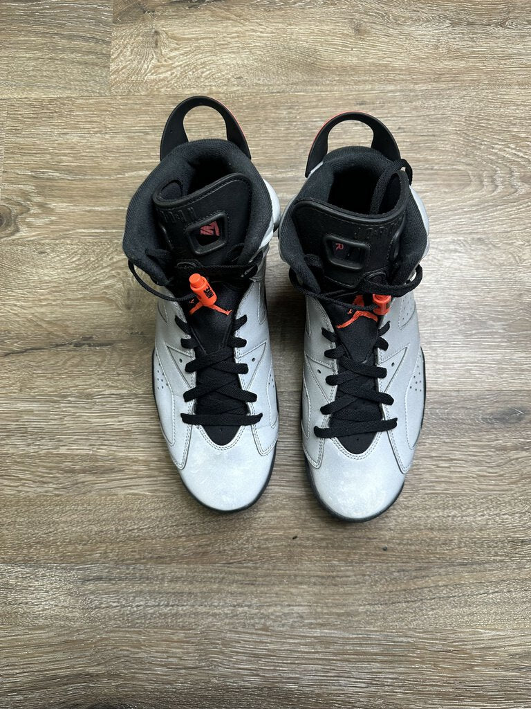Preowned Jordan 6 Reflective Size 11 (No Box)