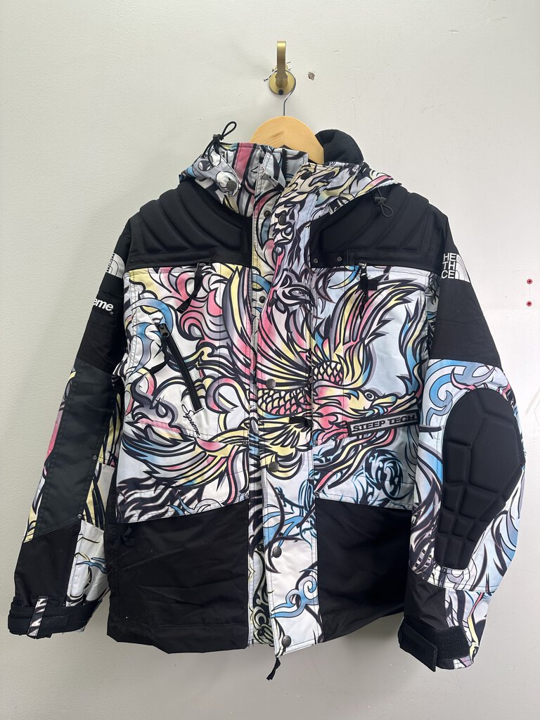 New Supreme TNF Multi color Jacket sz.S