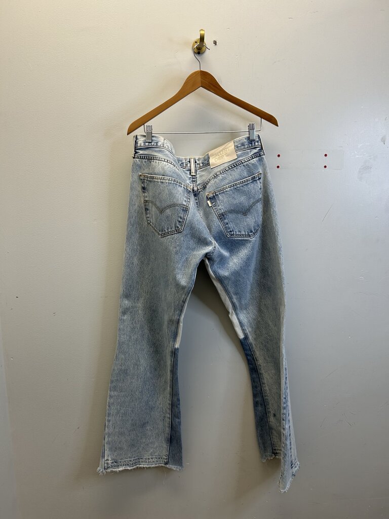 New Gallery Dept. Lightwash Flares Jeans SIze 34