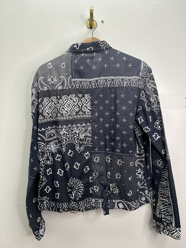 Preowned Kapitsl Bandana Button Up Size 4