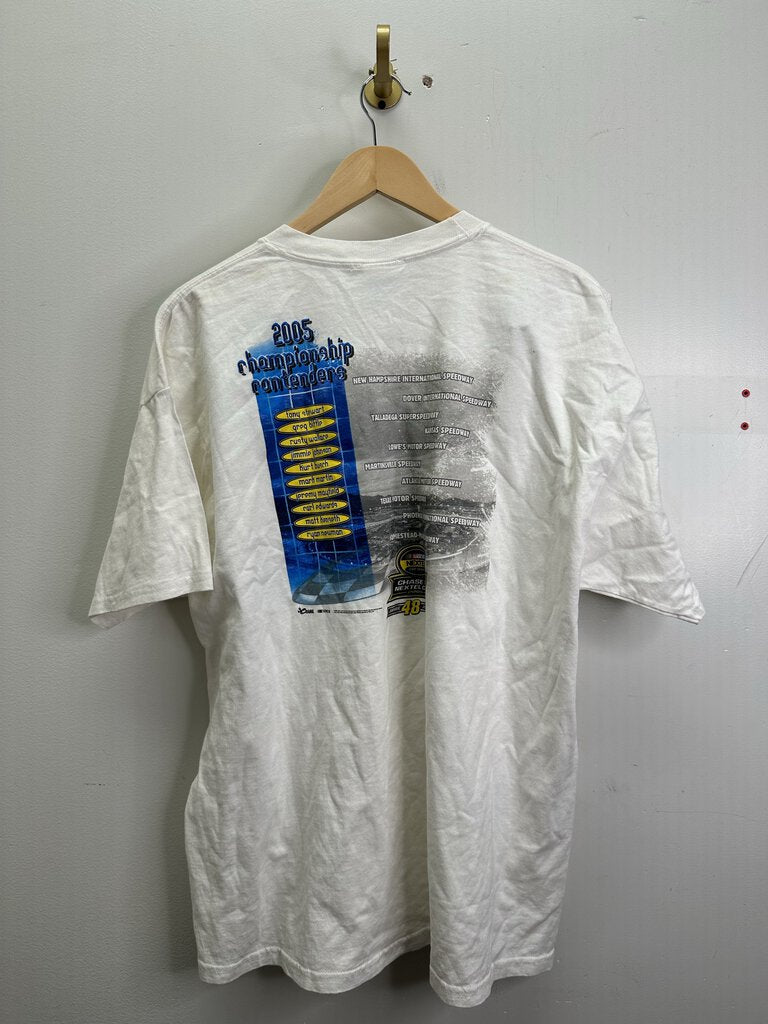 Preowned Vintage Jimmie Johnson White Car Tee Size XL