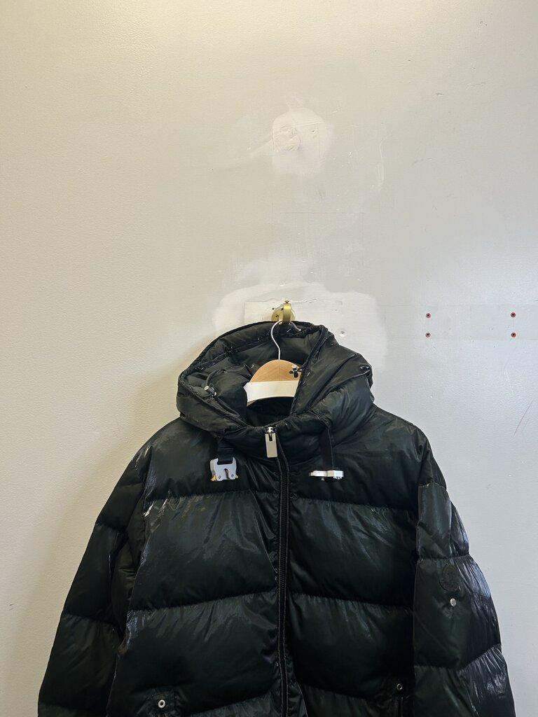 Preowned Moncler Alyx Green Puffer Jacket Size 4