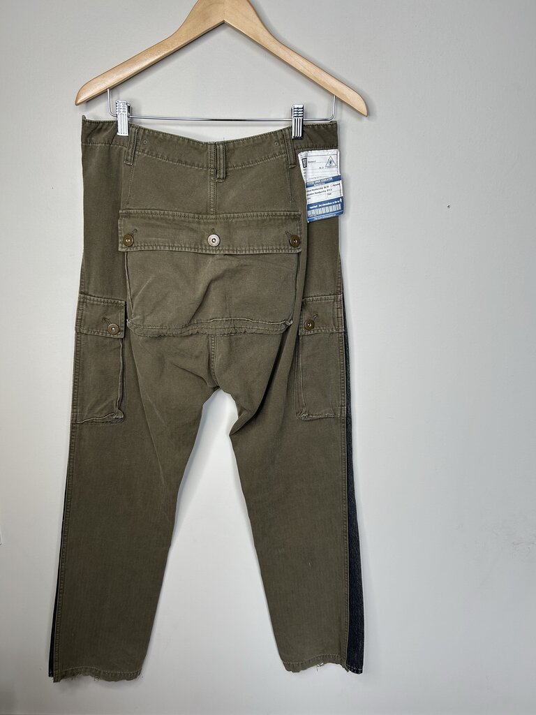 Preowned MMY Two Tone Denim Size 31