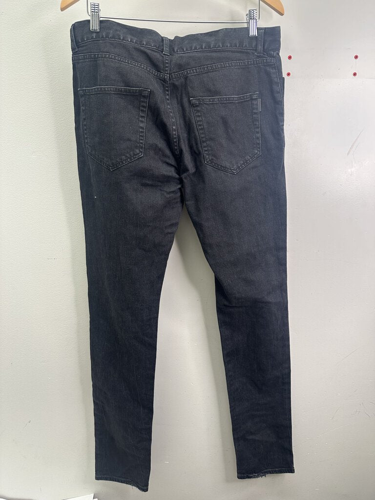 Preowned A YSL Black Denim Size 32