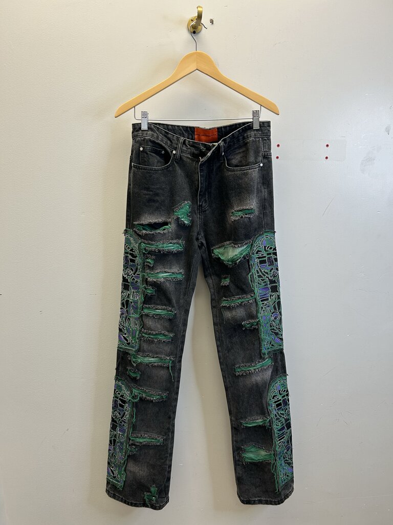 Preowed WDW Black Green Denim Size 28