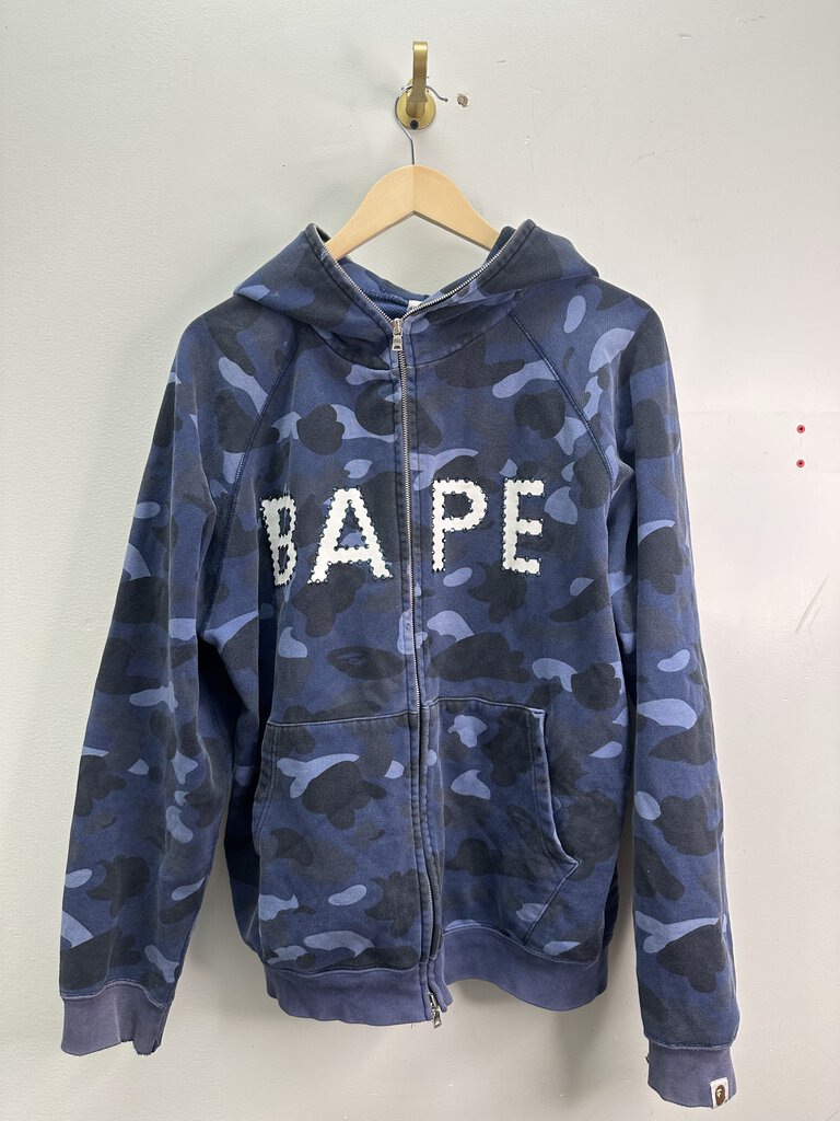 Preowned Bape Blue Camo Full Zip Size Medium