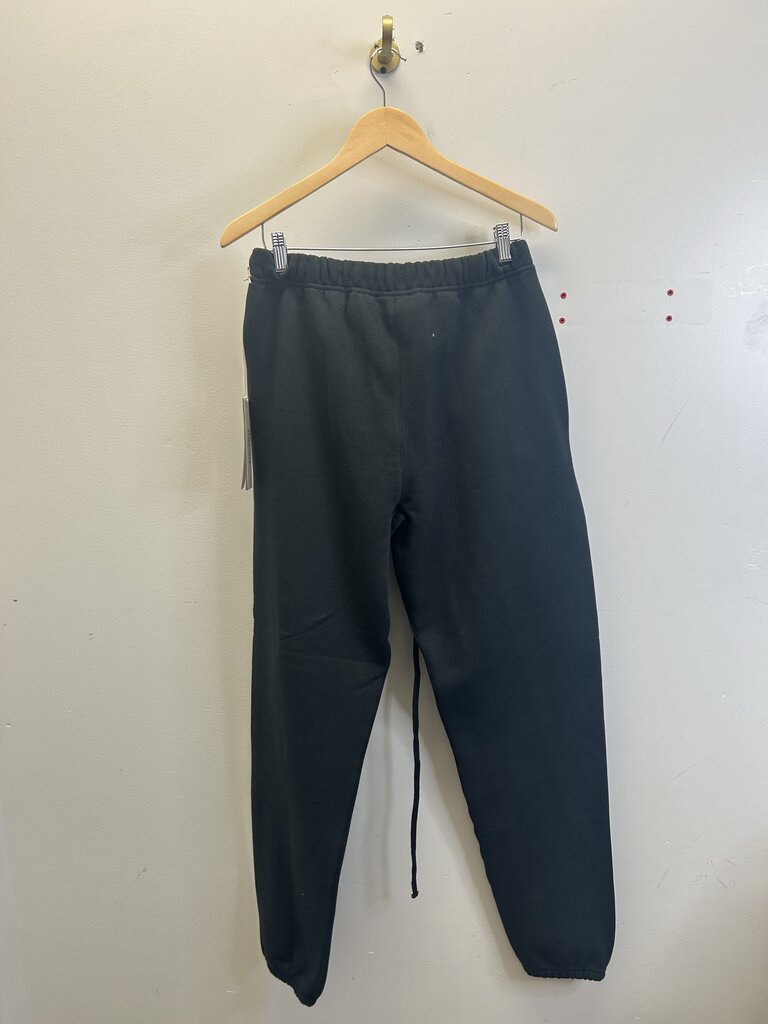 New Esssentials Stretch Limo Sweatpants Size XS