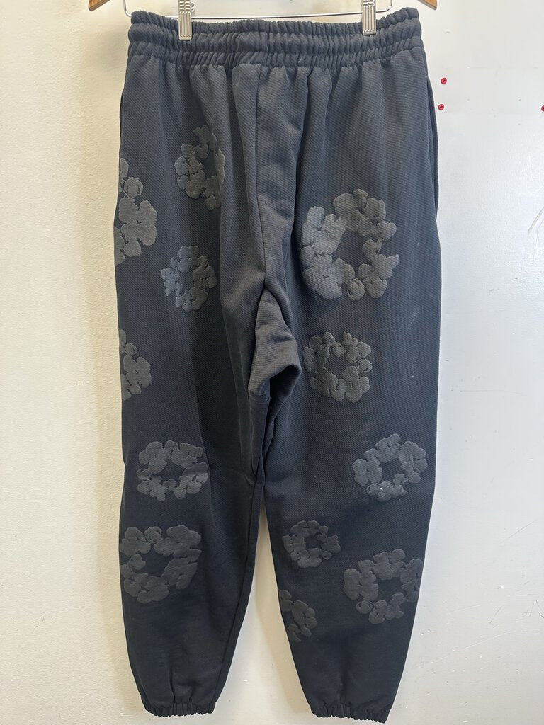 New Denim Tears Black/Black Wreath Sweatpants Size XL