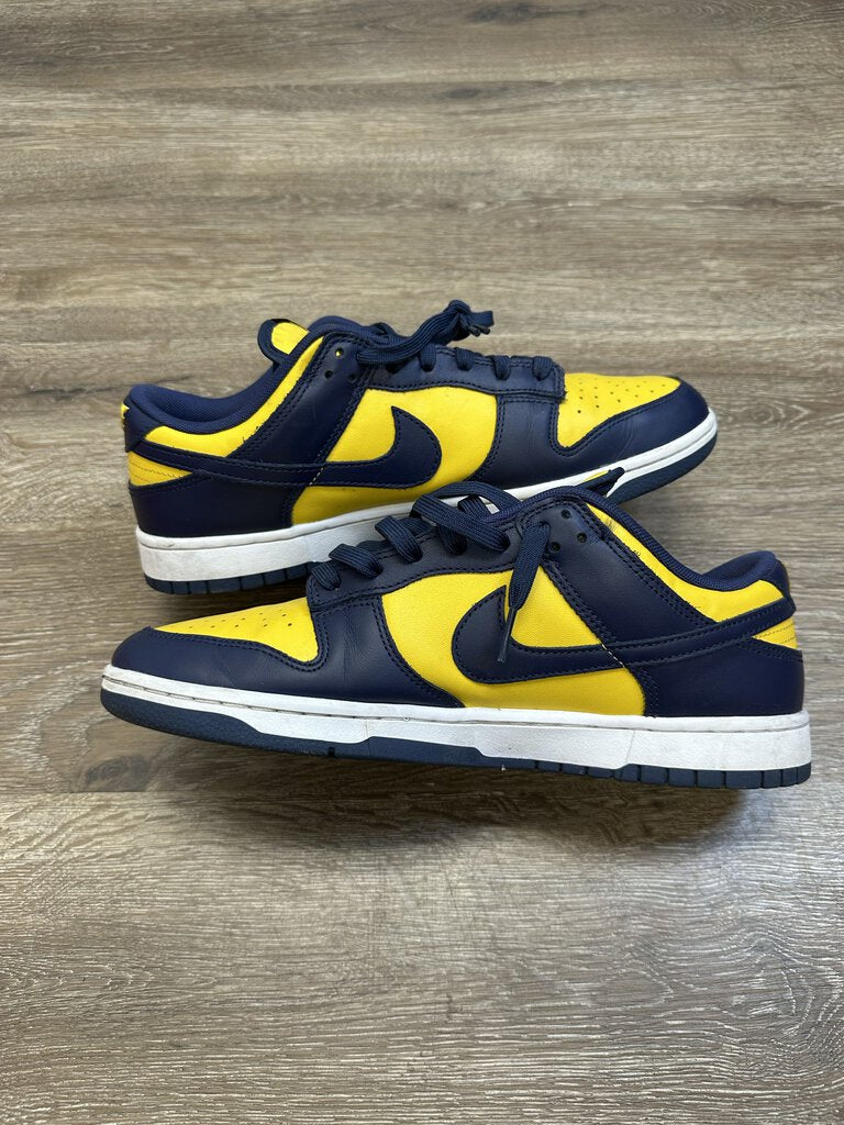 Preowned Dunk Low Michigan Size 10.5