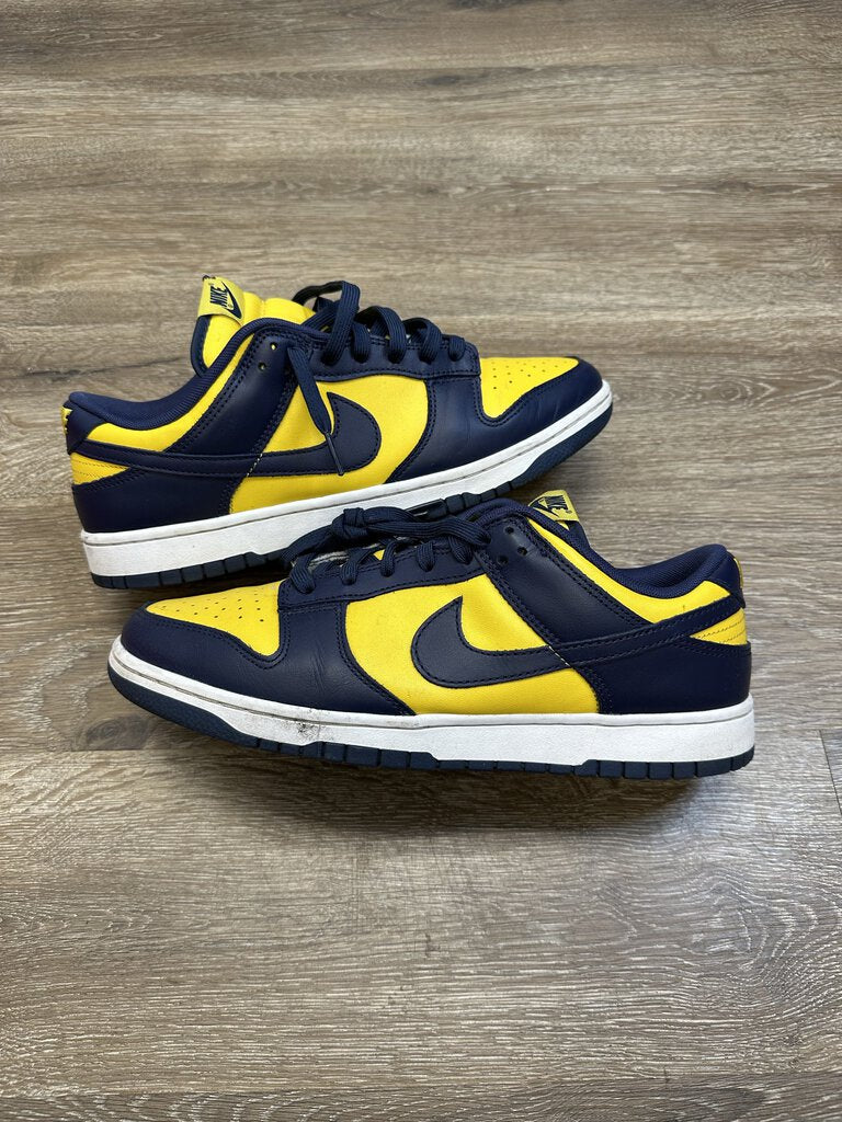 Preowned Dunk Low Michigan Size 10.5
