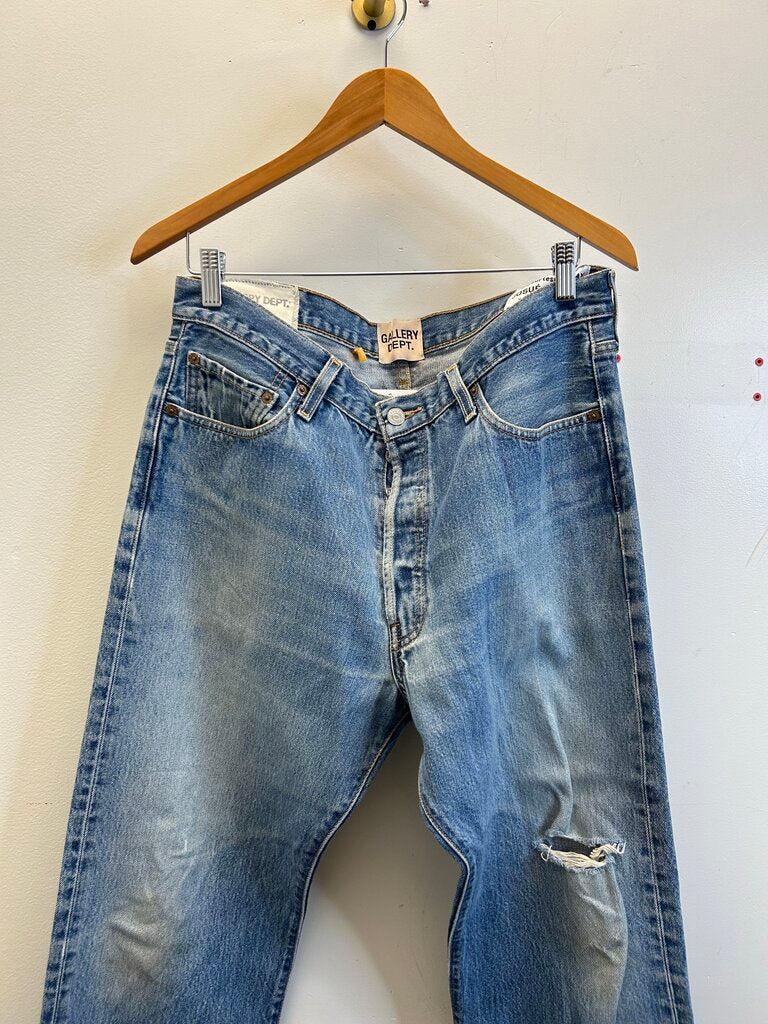 New Gallery Dept Lightwash Denim Flare size 34