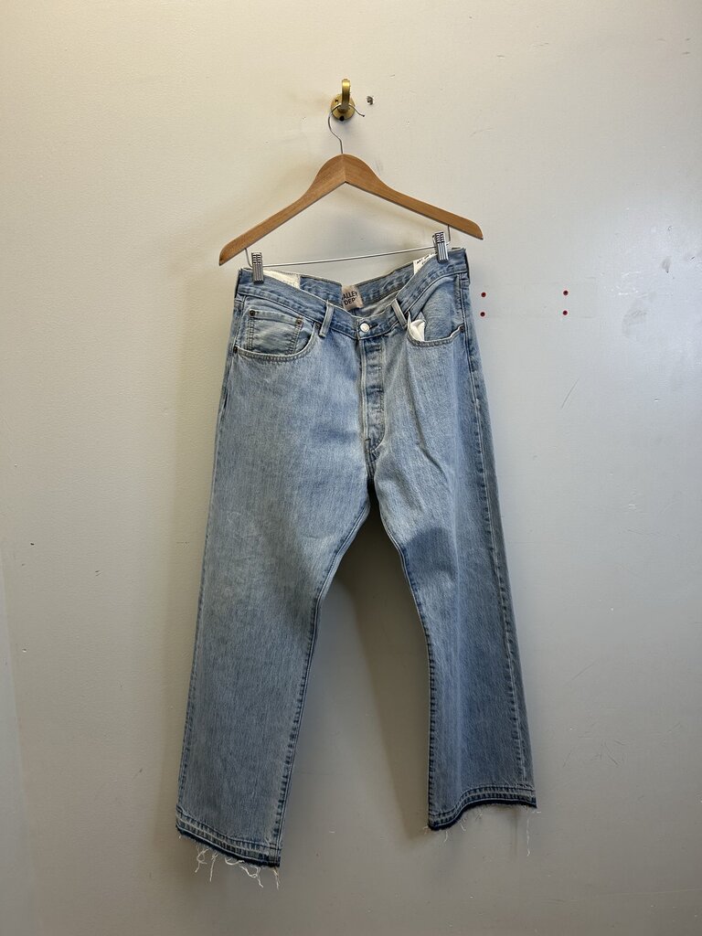 New Gallery Dept Lightwash Denim Flare size 36
