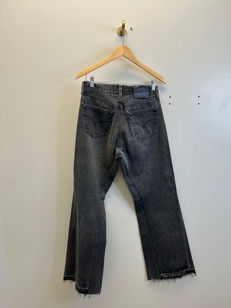 Preowned Gallery Dept Grey Flare Denim Size 30