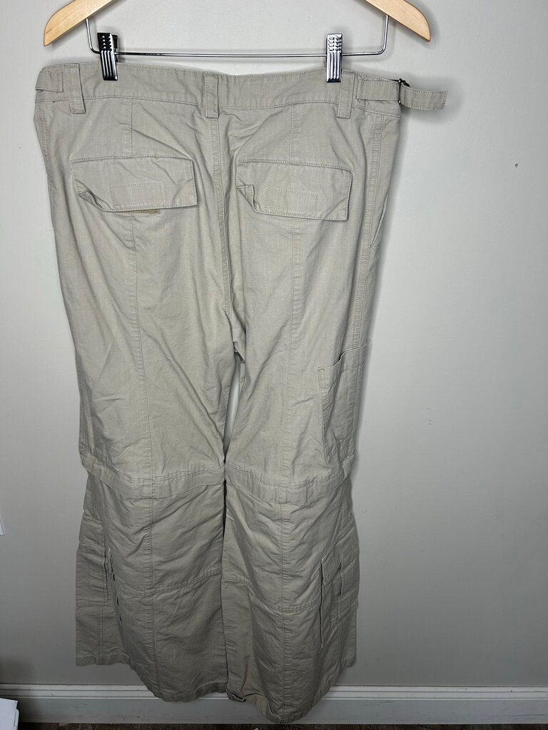 Preowned Balenciaga Cream Flare Cargo Size Large