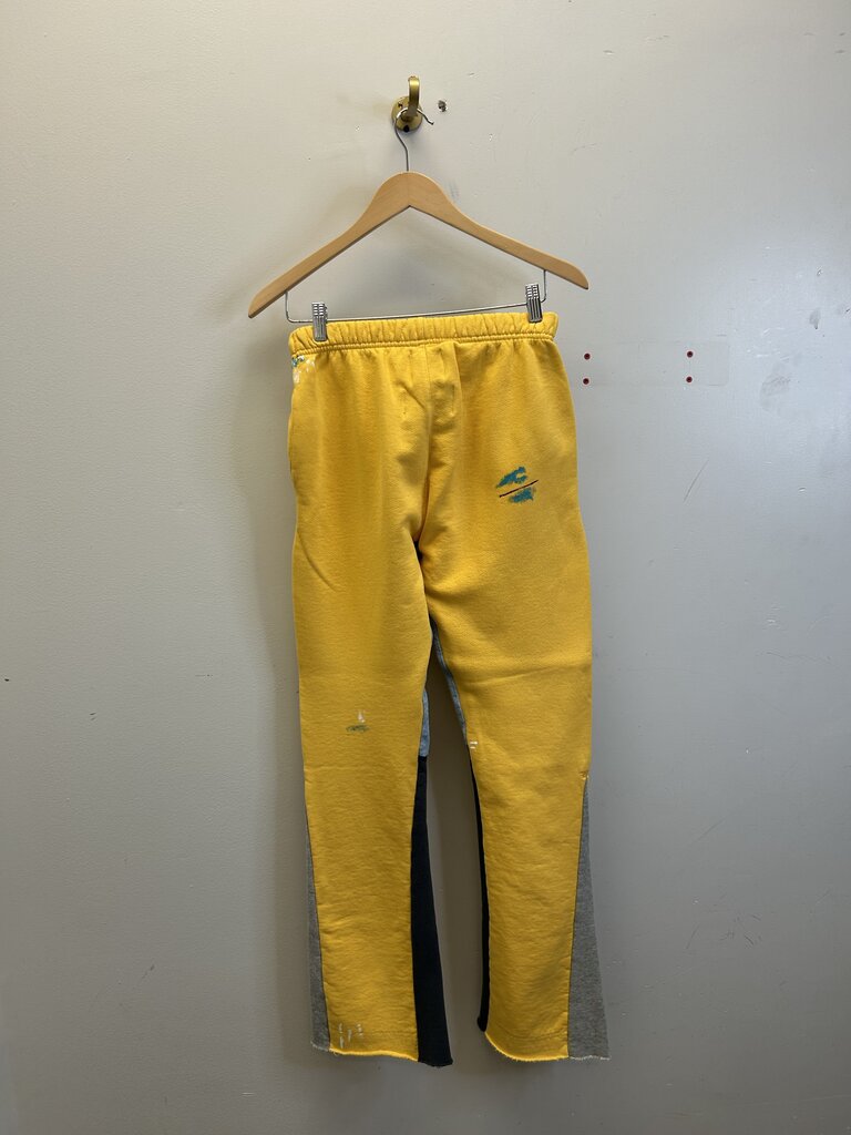 Preowned Gallery Dept. Yellow Flare Pants Size XXL