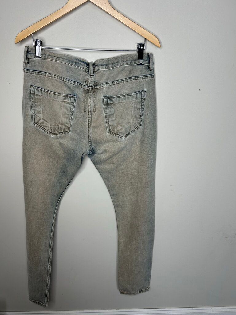 Preowned Rick Owens Light wash Jeans Sz.34