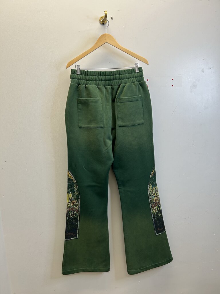 New WDW Green Sweatpants Size Medium