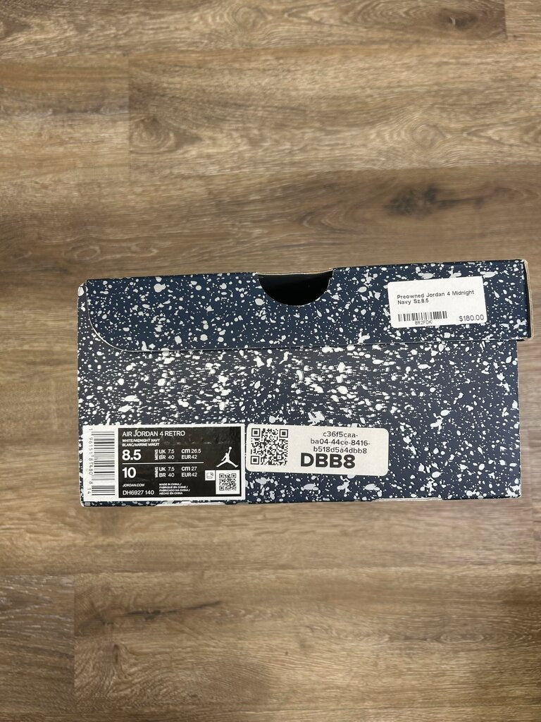 Preowned Jordan 4 Midnight Navy Sz.8.5