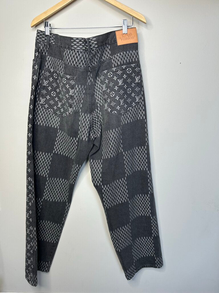 Preowned Louis Vuitton Black Damier Denim Size 40