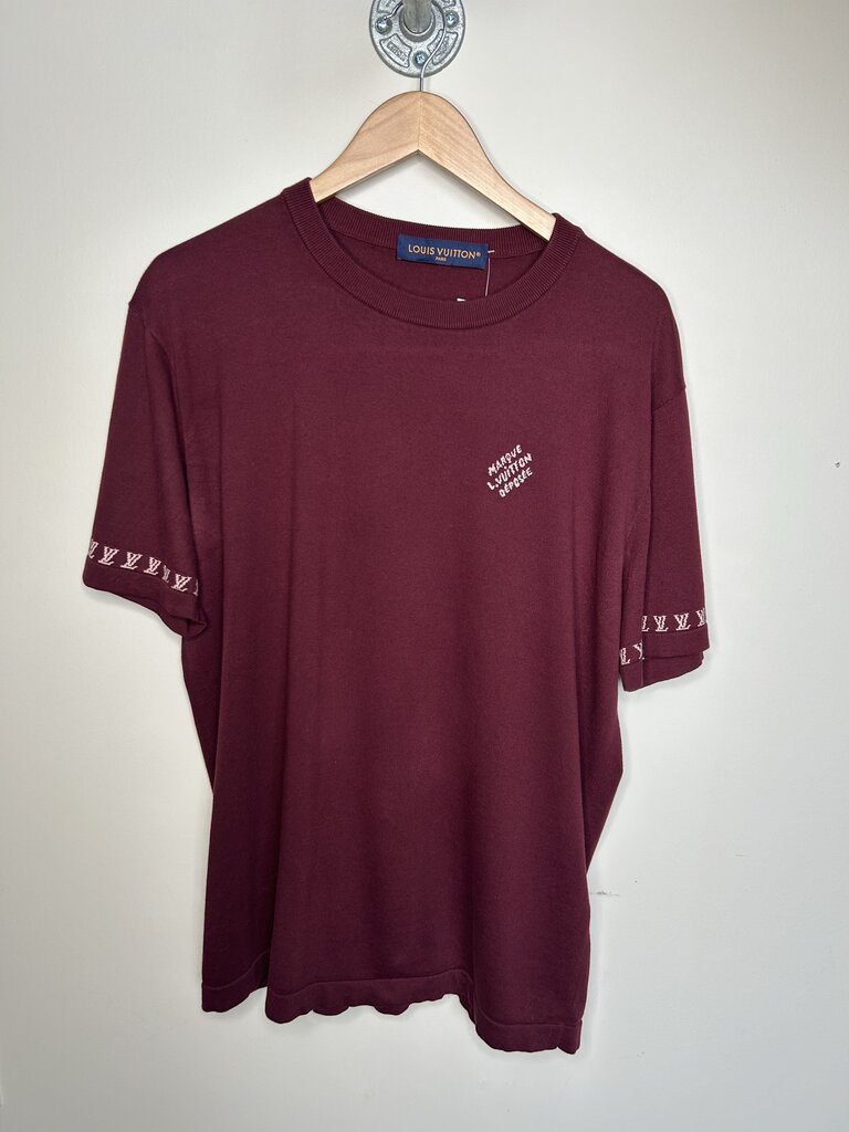 Preowned Louis Vuitton Maroon Marque Tee Size Large