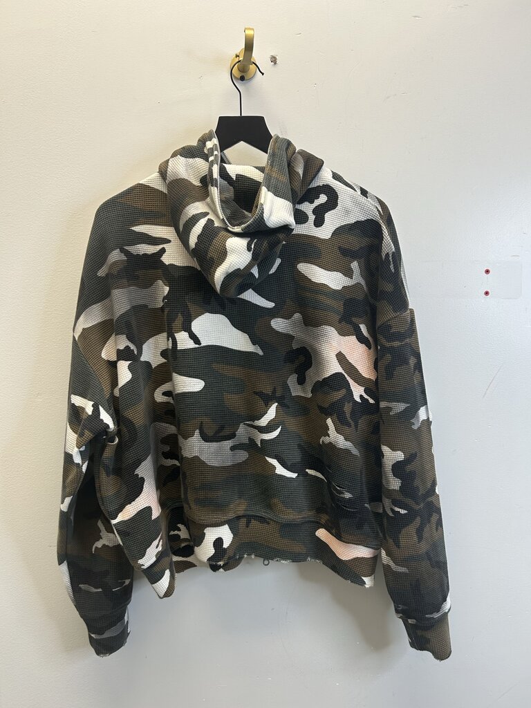 New HMDD Camo Thermal Zip Up Sz.XS