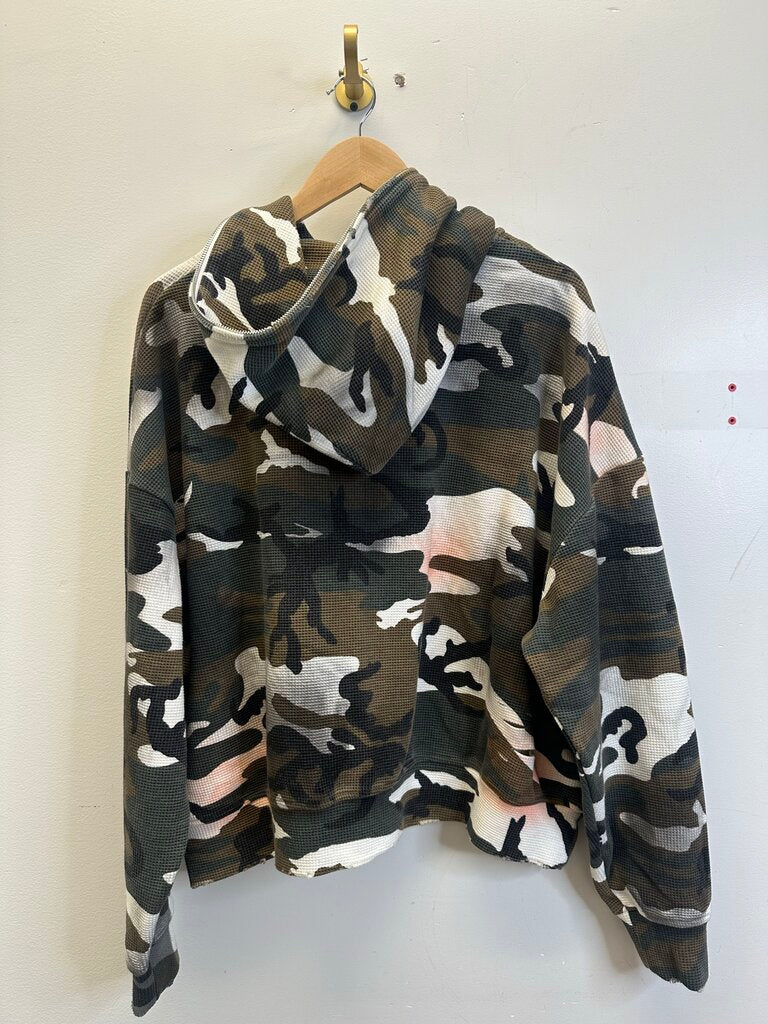 New HMDD Camo Thermal Zip Up Sz.Small
