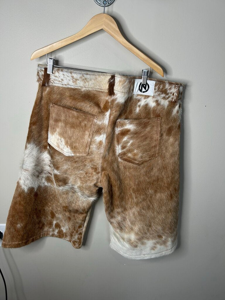 New NYRVA Cowhide Brown White Cargo Short Size 38