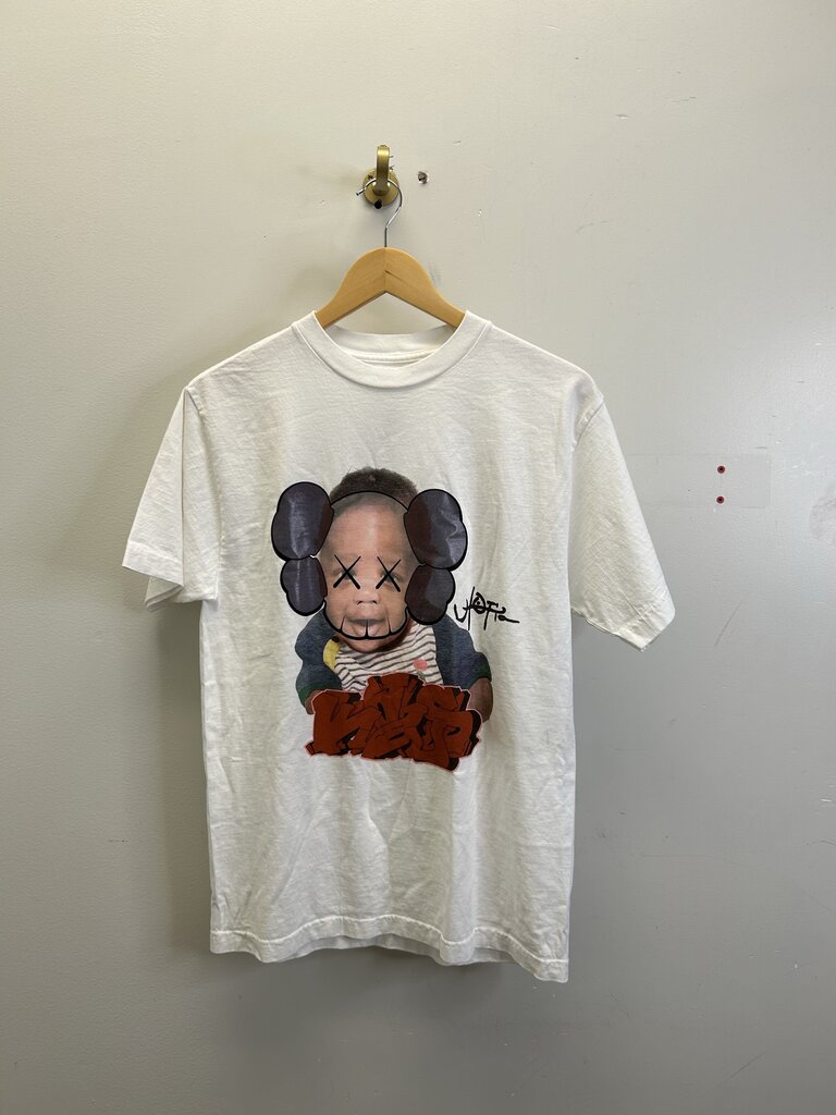 New Travis Scott Kaws Kid Tee Size Medium