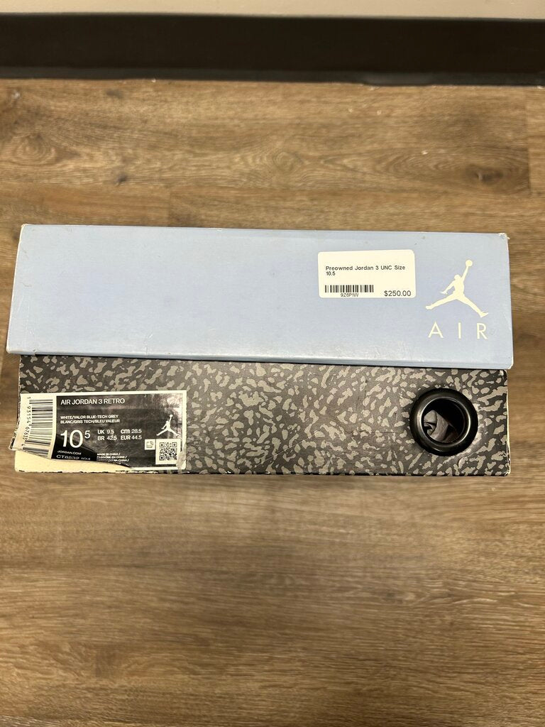 Preowned Jordan 3 UNC Size 10.5