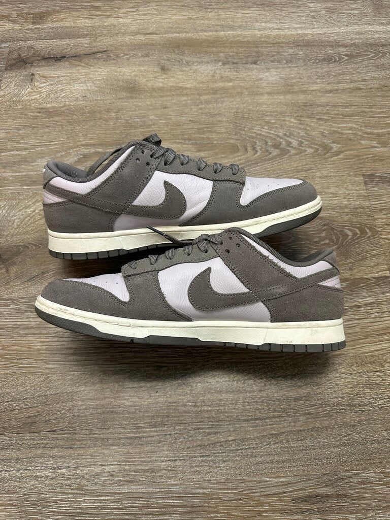 Preowned Dunk Low Grey Pink Size 10