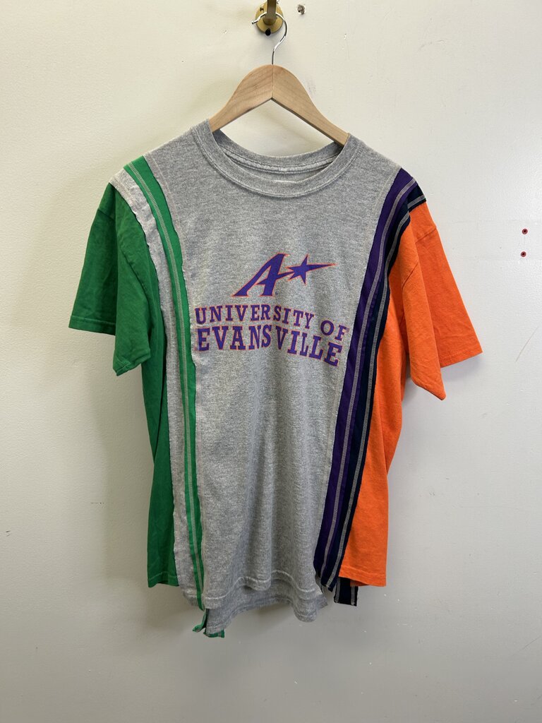 Preowned Needles Evansville Grey Tee Size Large
