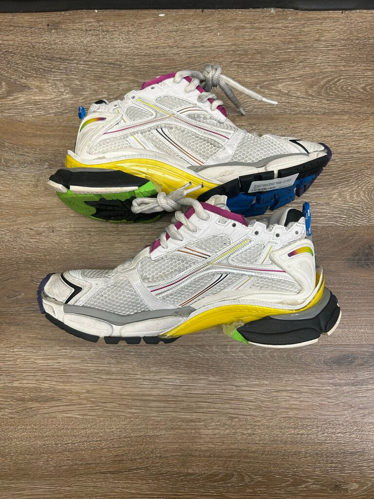 Preowned Balenciaga Runner White Multicolor Size 42 (No Box)