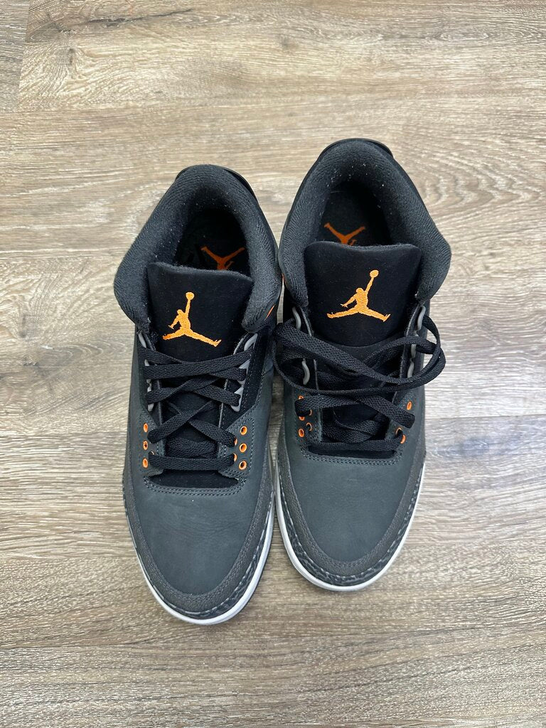 Preowned Jordan 3 fear Sz.10.5