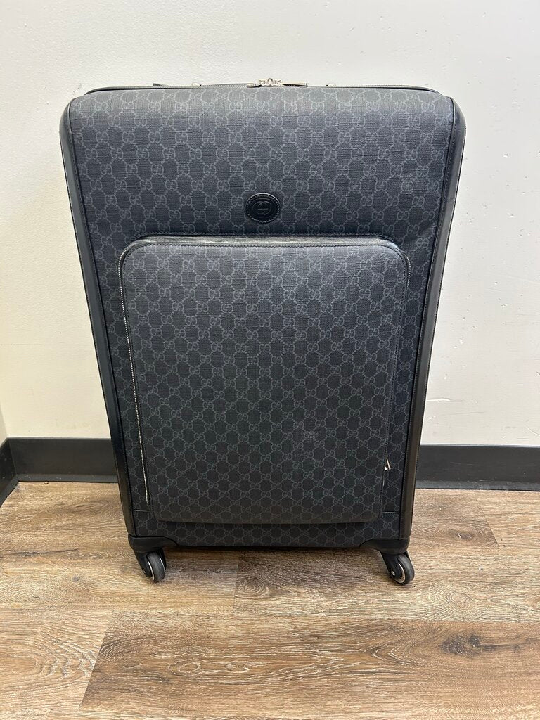 Preowned Gucci Roller