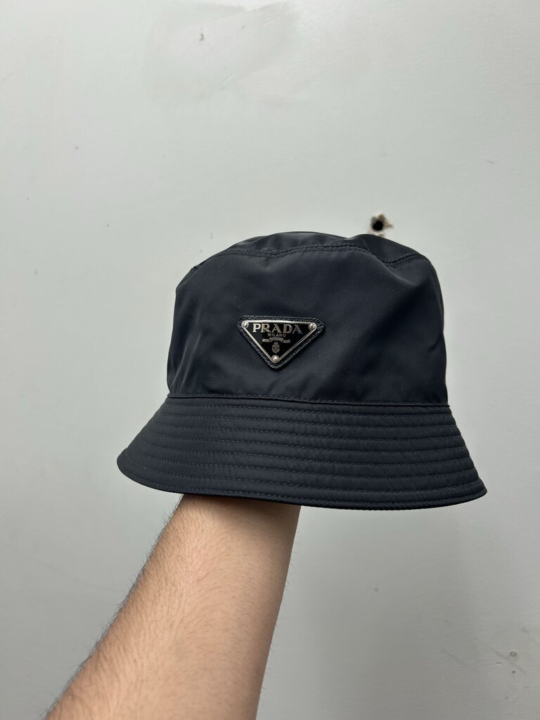 Preowned Prada Bucket Hat Black sz.M