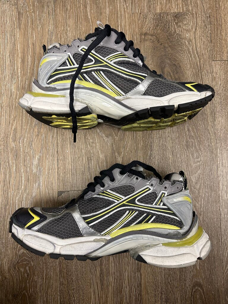 Preowened Balenciaga Runner Grey Blue Green Sz 41