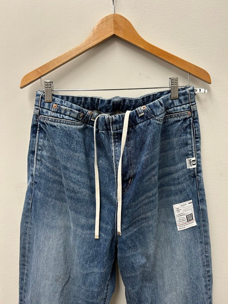Preowned MMY Lightwash Jeans Size 48