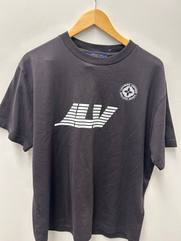 Preowned Louis Vuitton Charcoal United Tee Size Medium