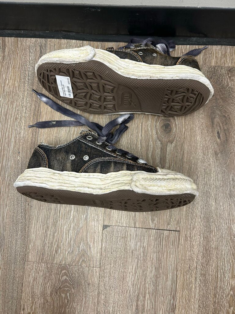Preowned MMY Converse Aged Black Size 43