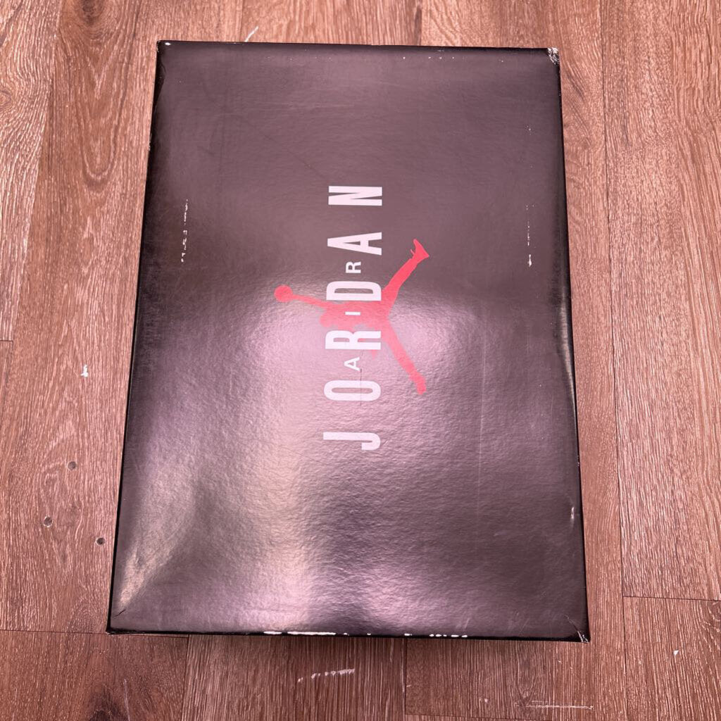 New Jordan 11 Cherry Sz.9.5